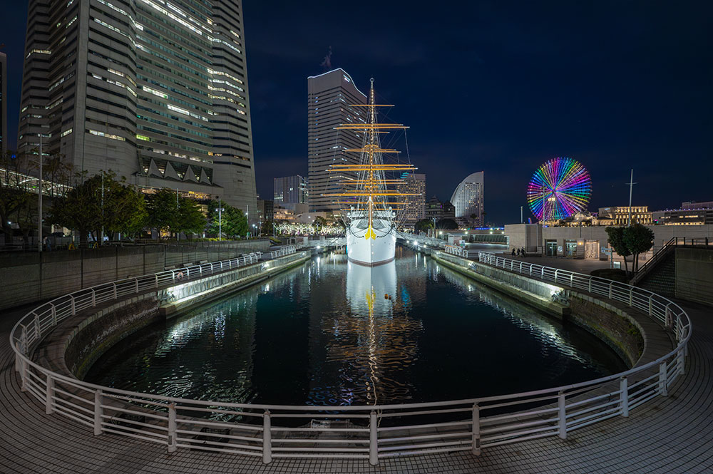 日本丸メモリアルパークの夜景